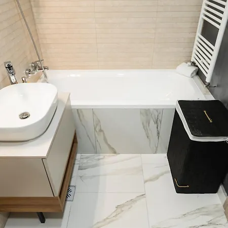 Apartbnb Euphoria 21 Апартаменти *